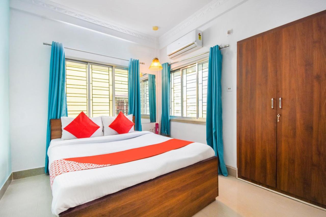 كولكاتا Oyo Flagship Mishika Homes المظهر الخارجي الصورة